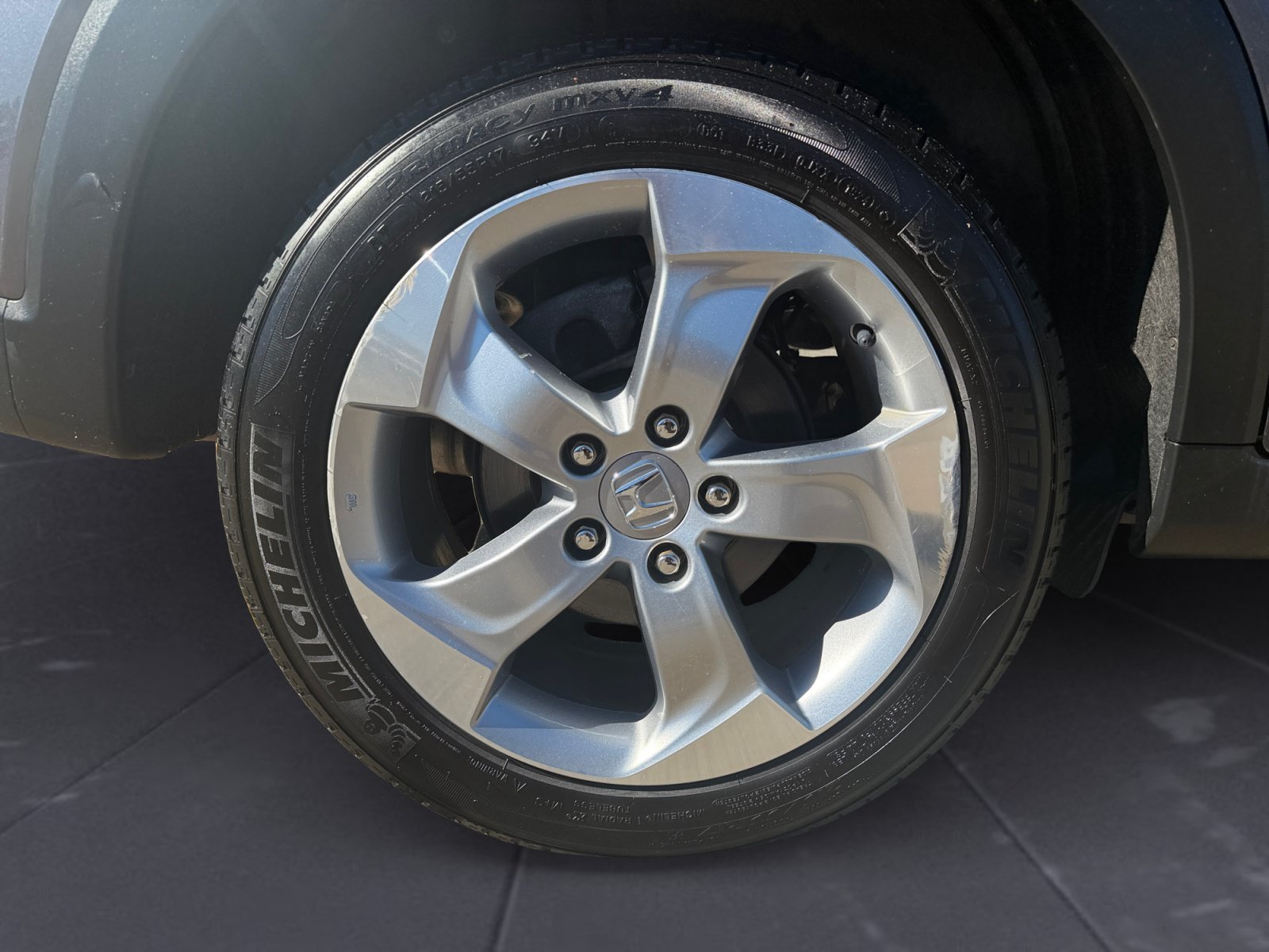 Certified Used 2019 Modern Steel Metallic Honda LX image 42