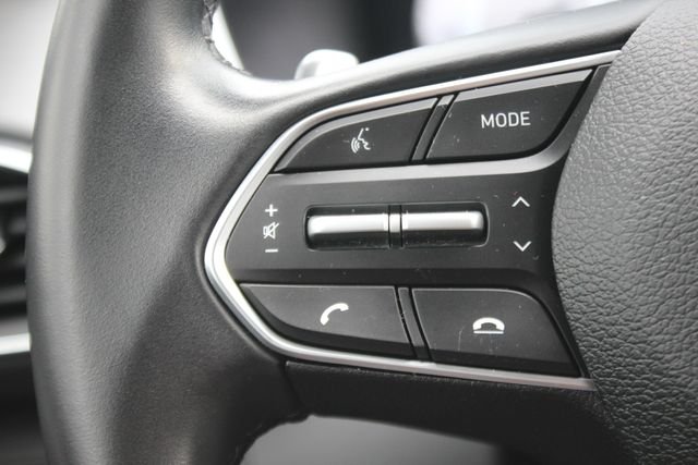 Used 2022 Silver Hyundai SEL image 14