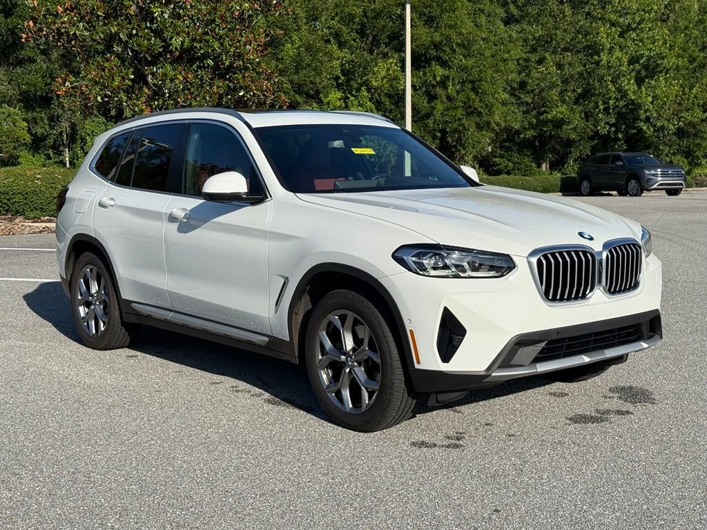 Used 2024 White BMW xDrive30i image 7