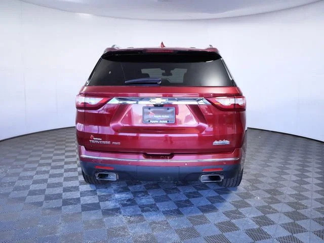 Used 2018 Red Chevrolet High Country image 7