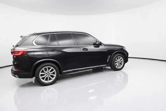 Used 2020 Black BMW xDrive40i image 8