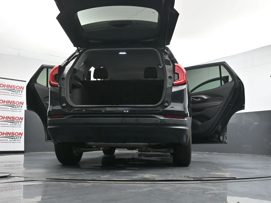 2024 GMC Terrain SLE - Photo 44