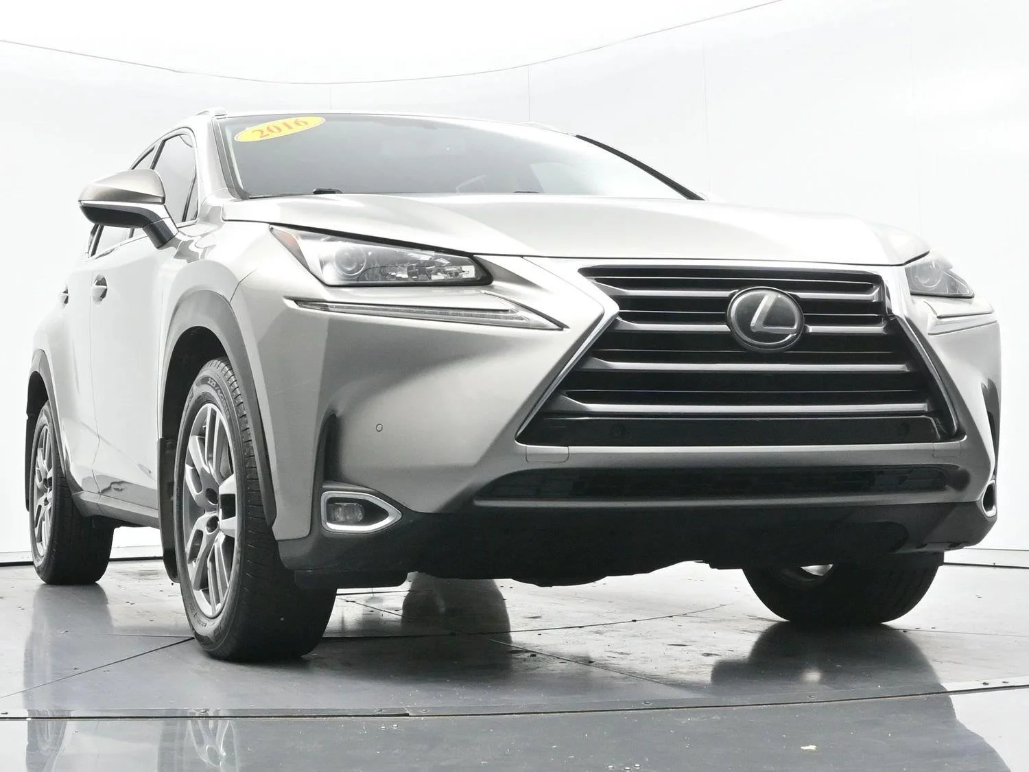 Used 2016 Atomic Silver Lexus F Sport image 52