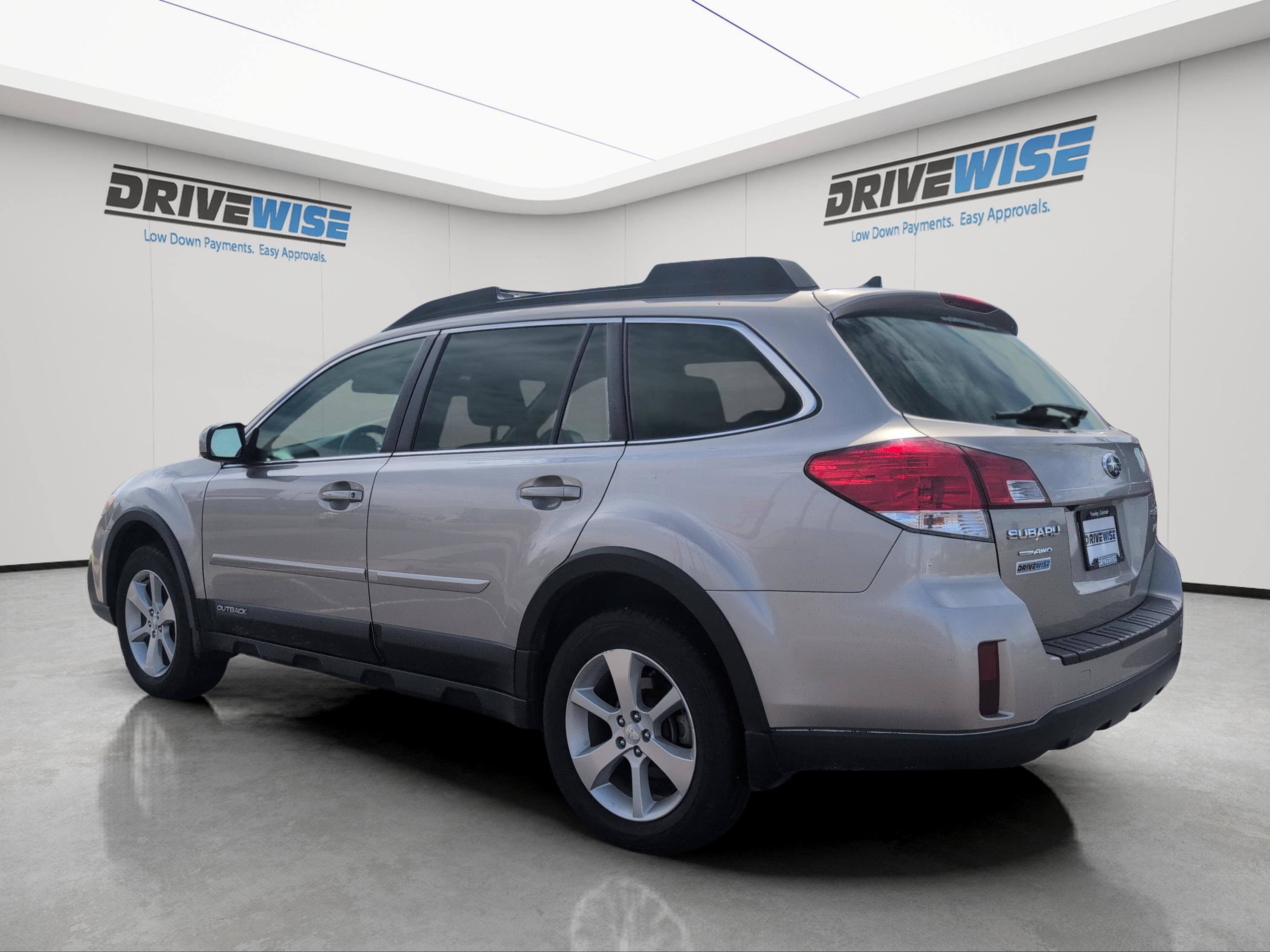 Used 2014 Tungsten Metallic Subaru 2.5i Limited image 7