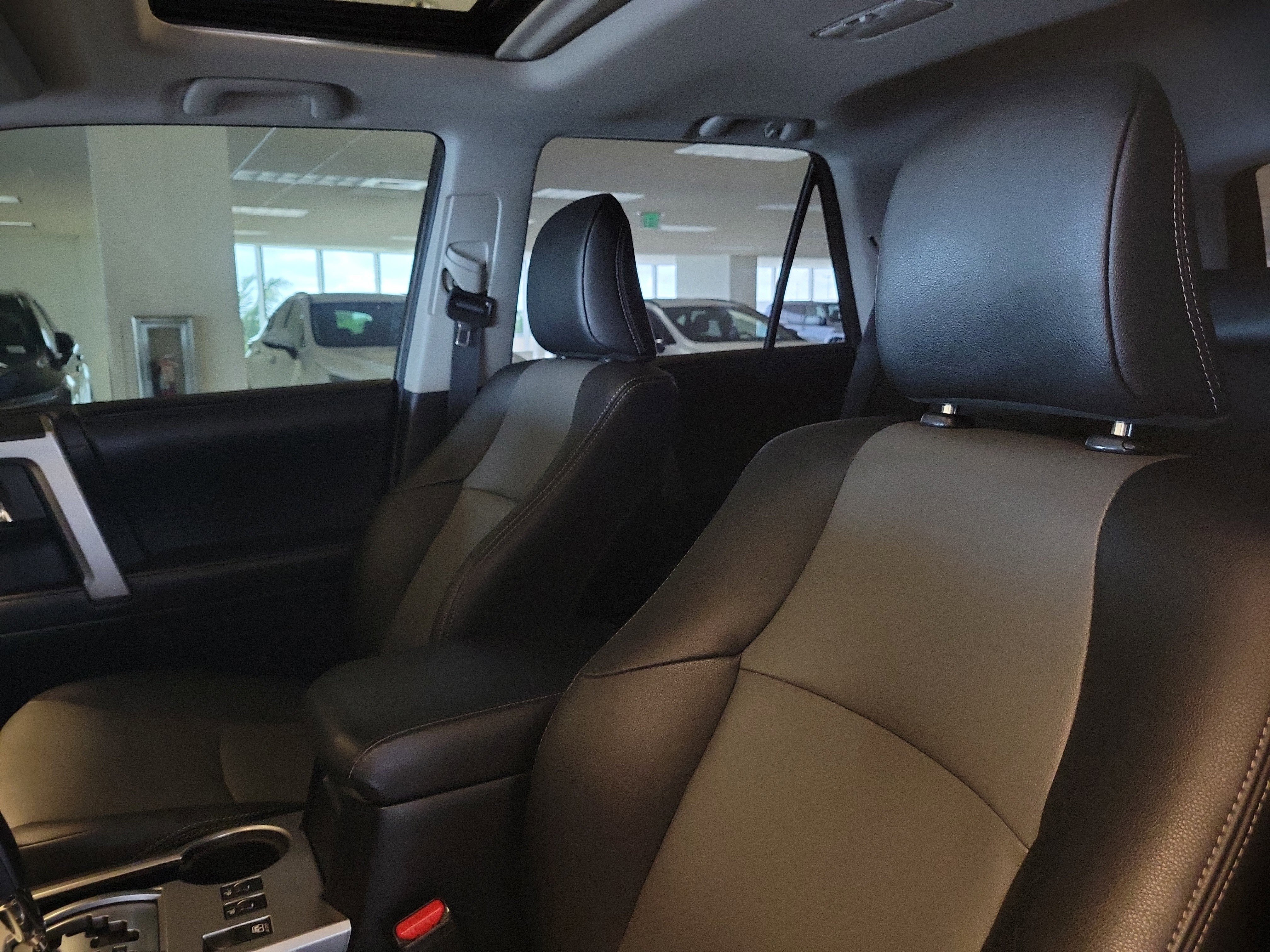 Used 2021 Magnetic Gray Metallic Toyota SR5 Premium image 25