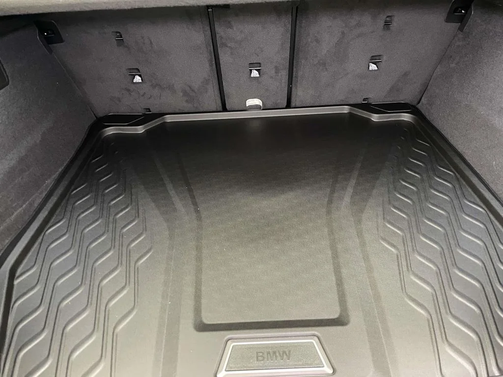 New 2026 Red BMW xDrive40i image 17