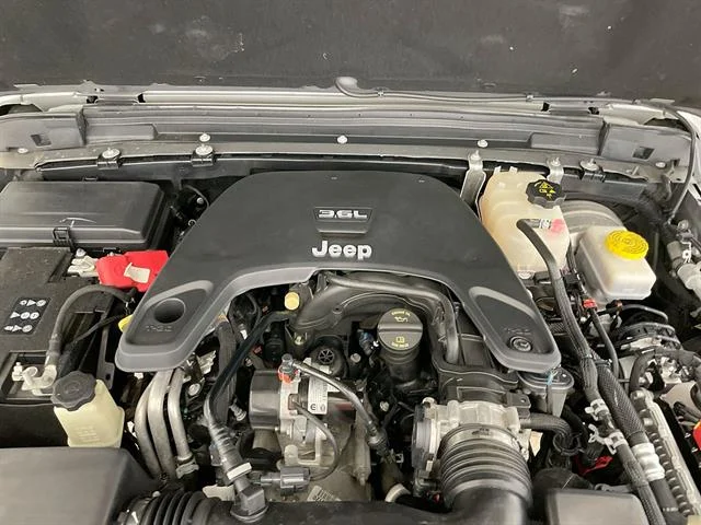 Used 2021 GRAY Jeep Sport image 30