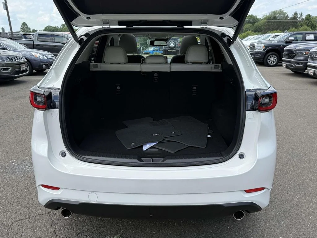Used 2025 White Mazda 2.5 S Preferred Package image 30