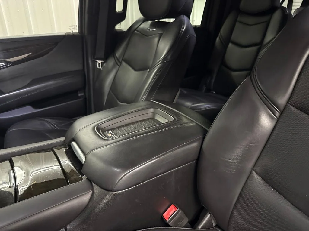 Used 2019 Black Raven Cadillac Platinum Edition image 41