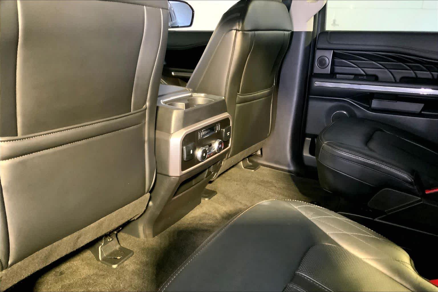 Used 2019 Agate Black Metallic Ford Platinum image 37