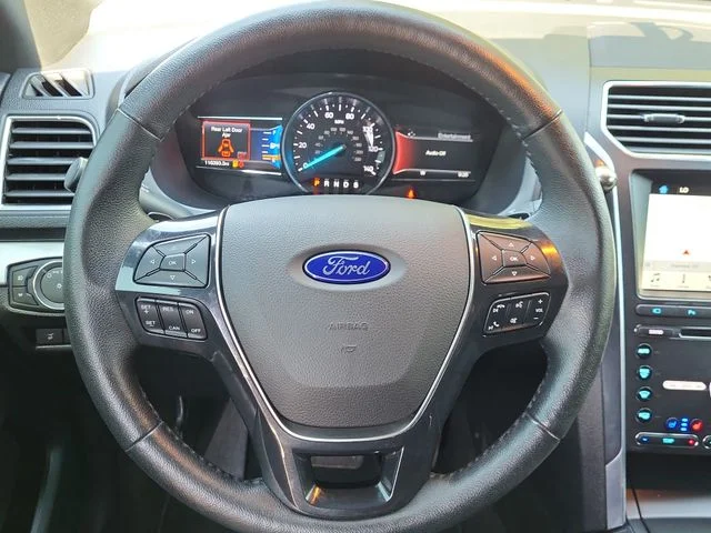 Used 2017 Shadow Black Ford Limited image 15