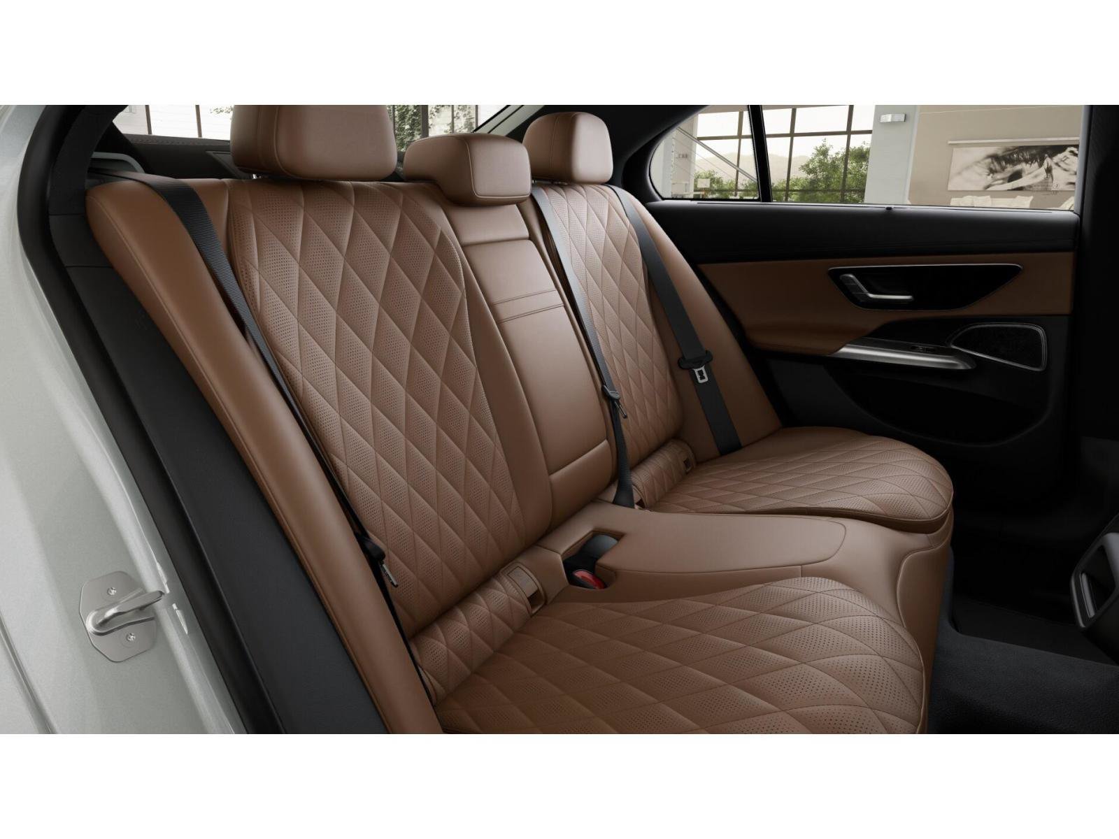 New 2027 MOONLIGHT WHITE Mercedes-Benz E 450 image 5