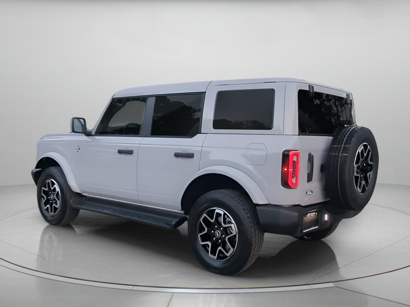 New 2026 Avalanche Gray Ford Outer Banks® image 17