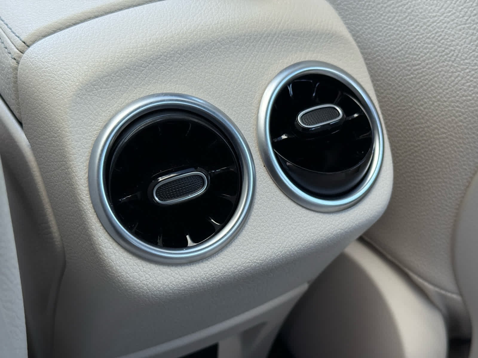 2025 Mercedes-Benz CLA CLA 250 - Photo 32