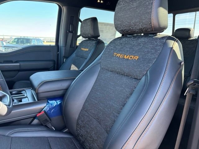 New 2026 Antimatter Blue Metallic Ford Tremor® image 11