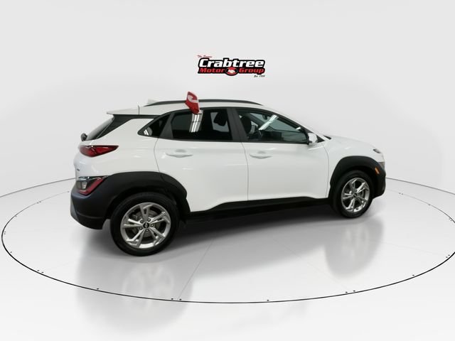 Used 2023 White Hyundai SEL image 8