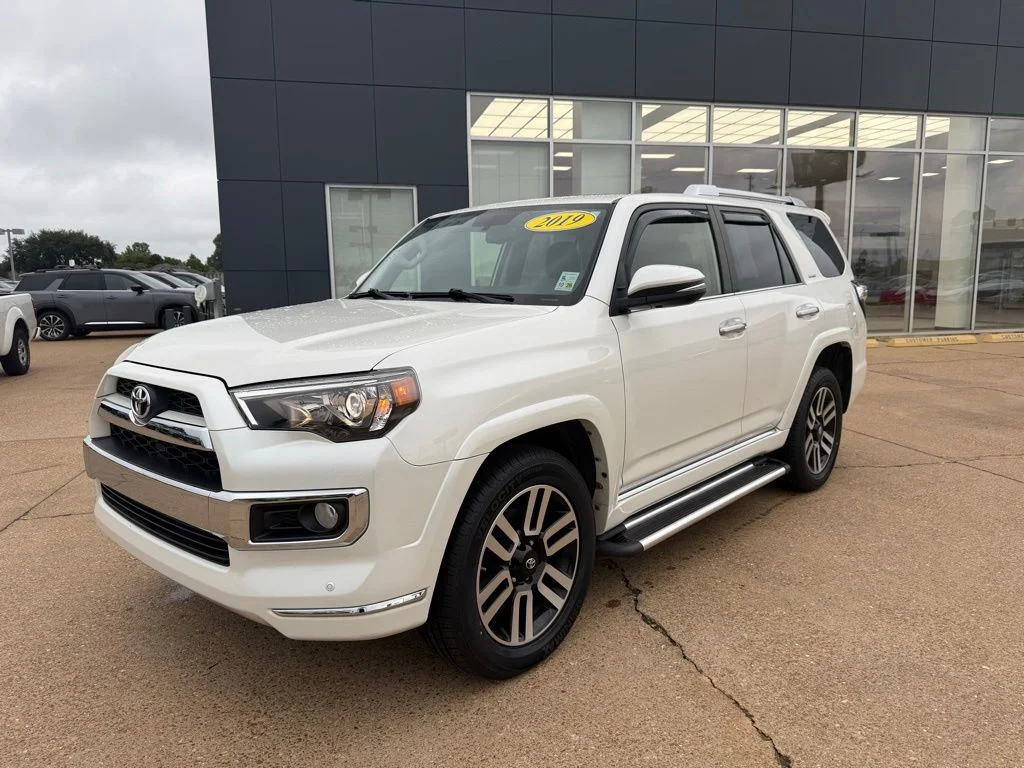 2019 Toyota 4Runner Limited 4x4 V6's photo