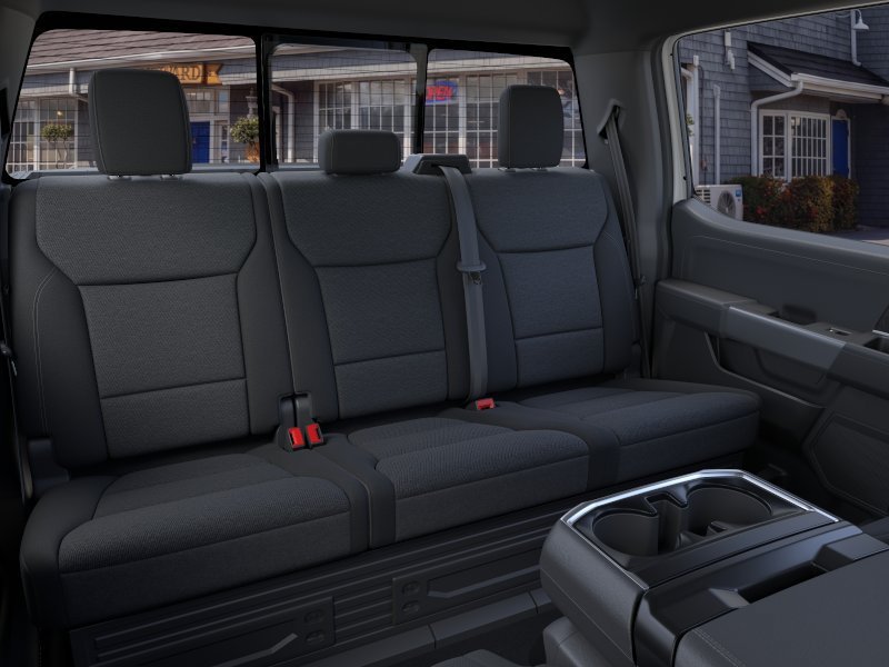New 2026 Oxford White Ford XLT image 11