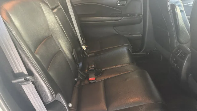 Used 2017 White Honda EX-L image 14