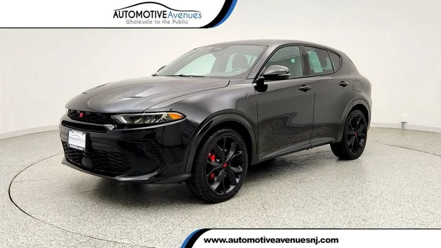 2024 Dodge Hornet R/T EAWD w/ Blacktop + Track Pack Bundle