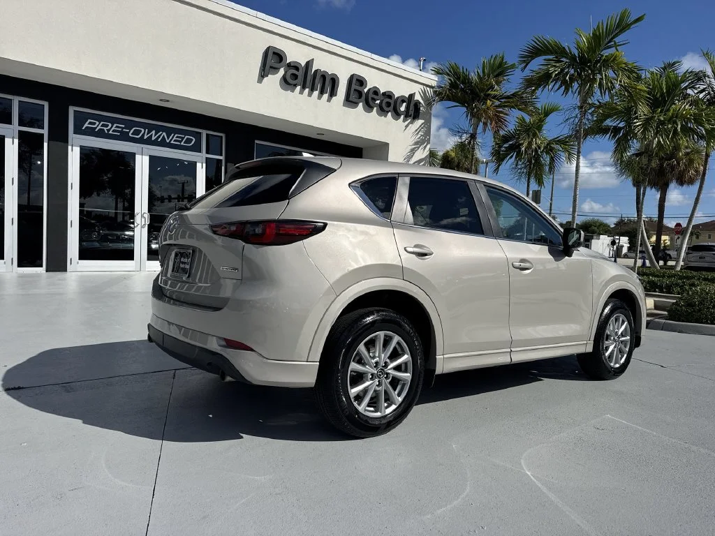 Used 2024 Quartz Metallic Mazda 2.5 S Preferred Package image 24