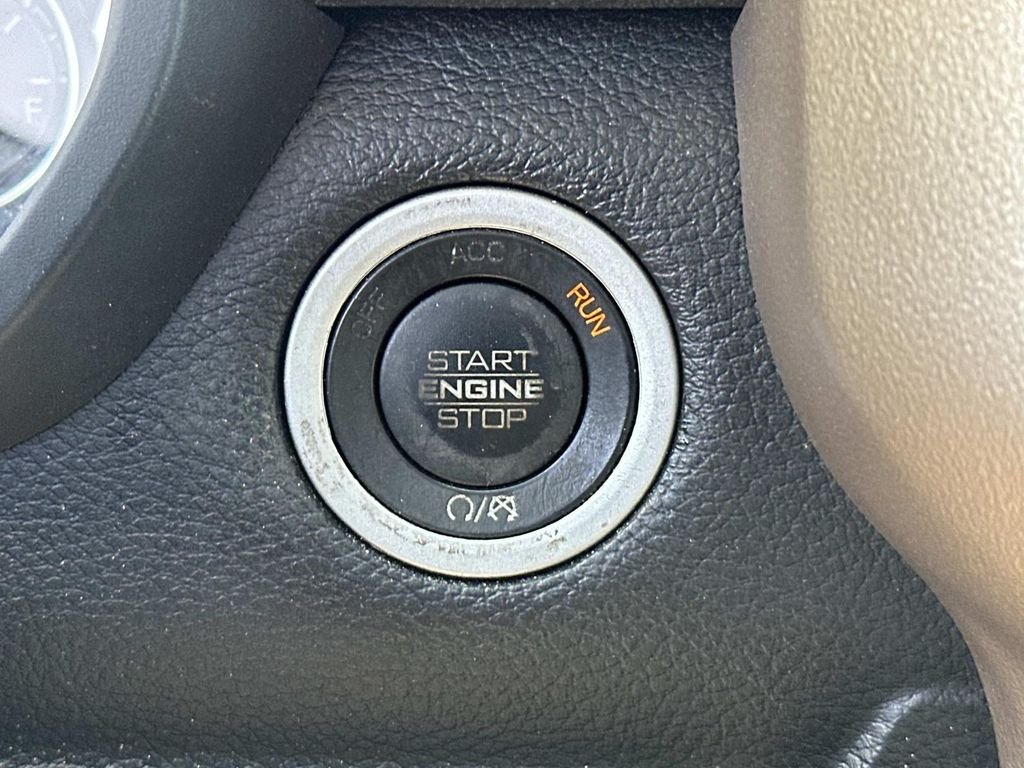 Used 2022 Blue Ram Laramie image 25