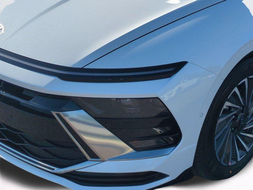 New 2026 White Hyundai Limited image 10