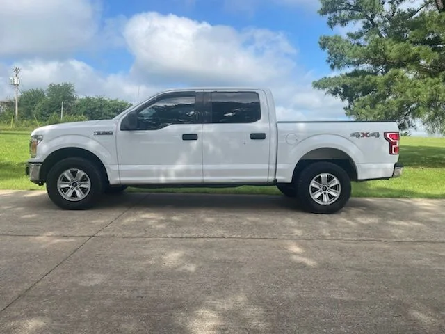 Used 2019 White Ford XL image 5