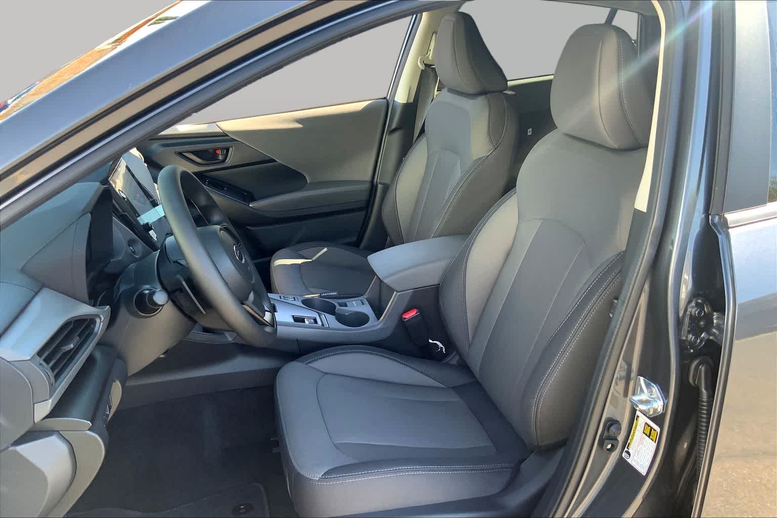 New 2026 MAGNETITE GRAY PEARL Subaru Premium image 9