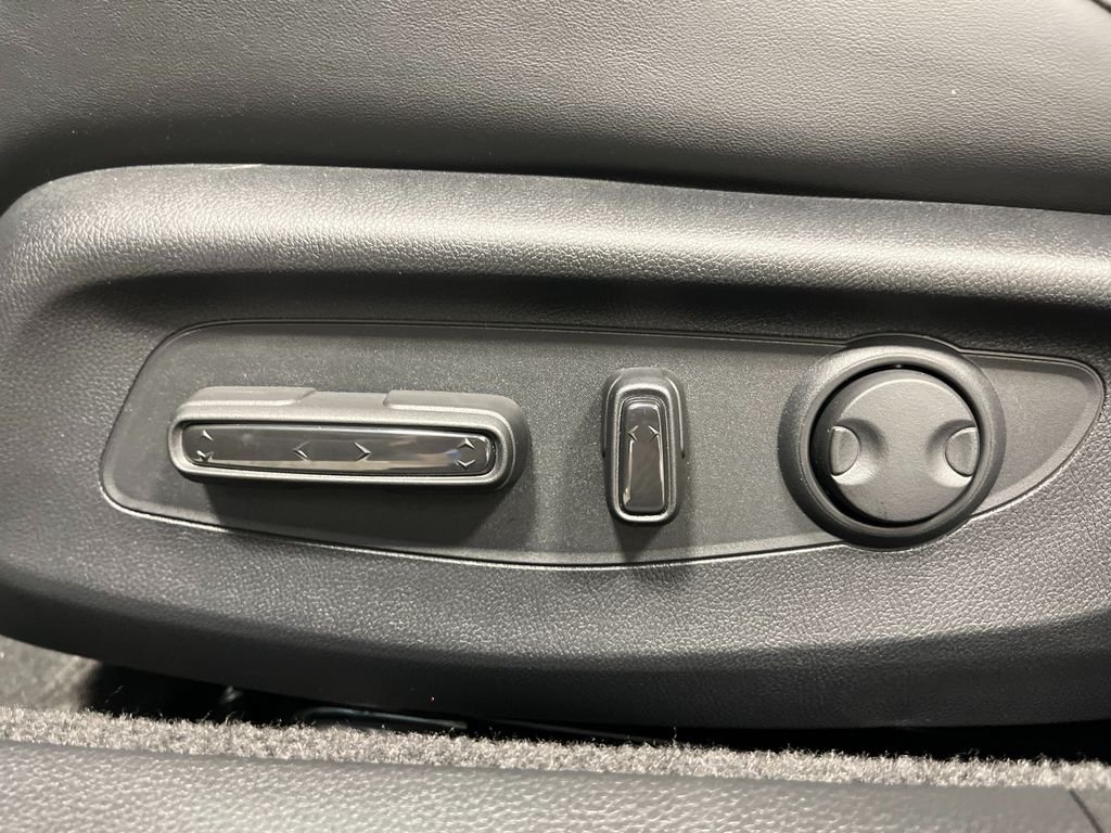 2026 Honda Accord Hybrid Sport-L - Photo 12