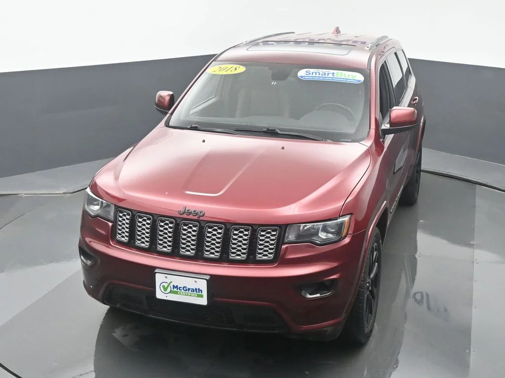 Used 2018 Red Jeep Altitude image 28