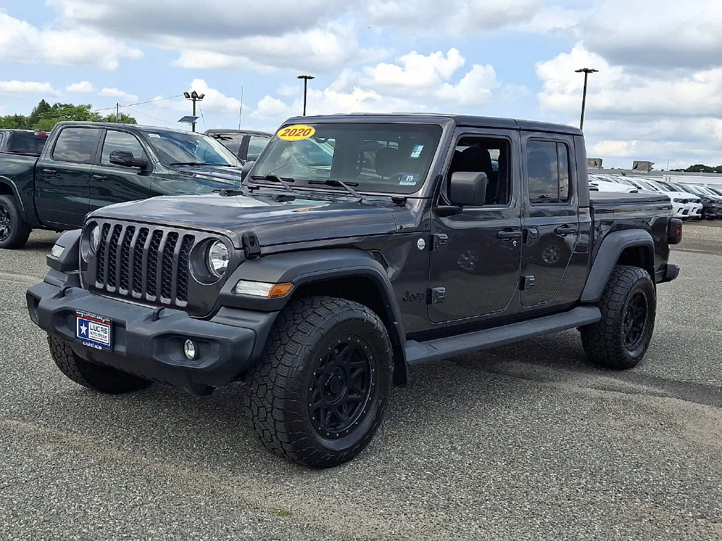 Used 2020 Granite Crystal Metallic Clearcoat Jeep Sport S image 6