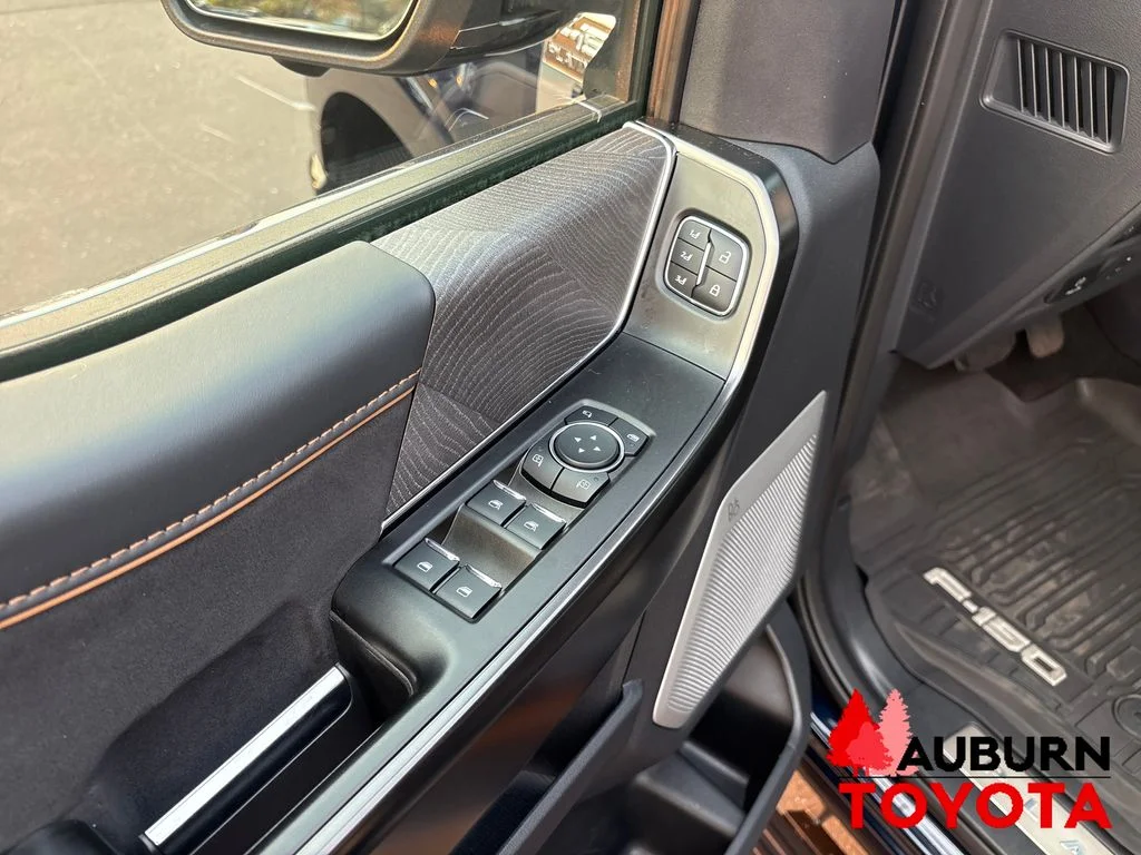 Used 2023 Blue Metallic Ford Platinum image 10