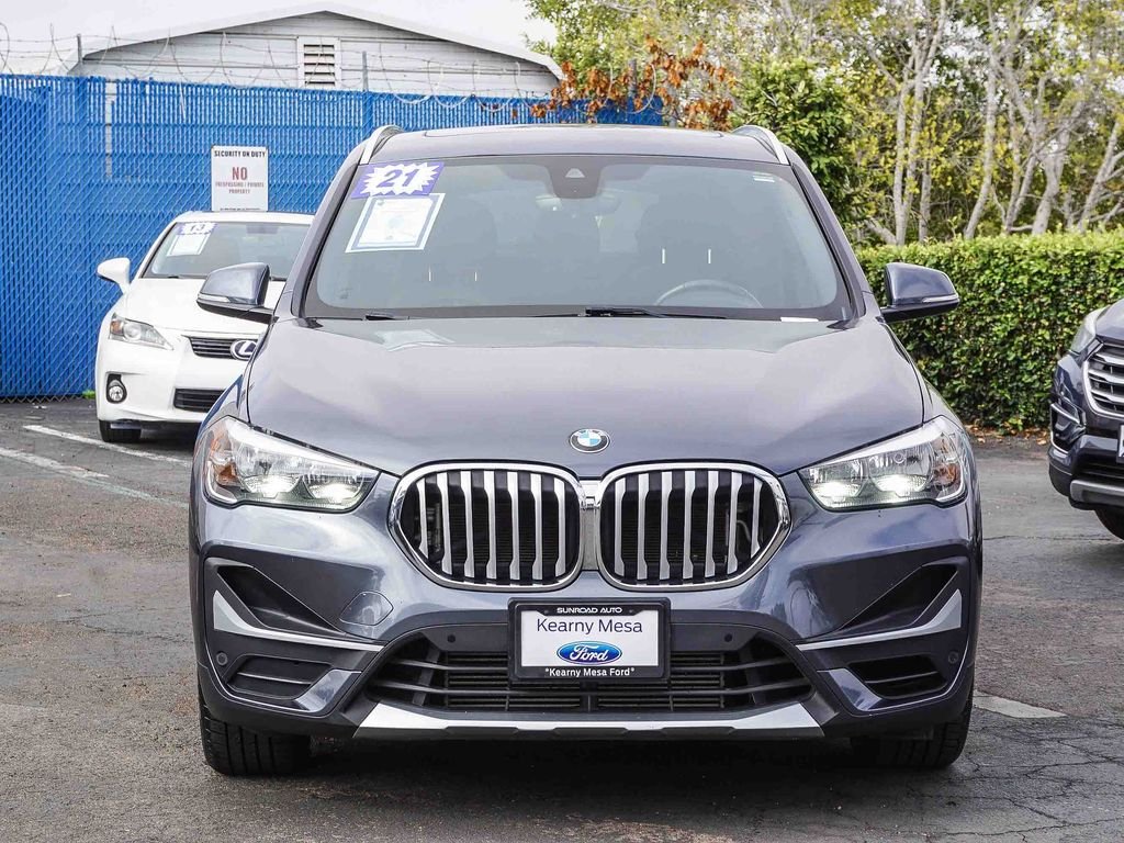 Used 2021 Gray BMW sDrive28i image 2
