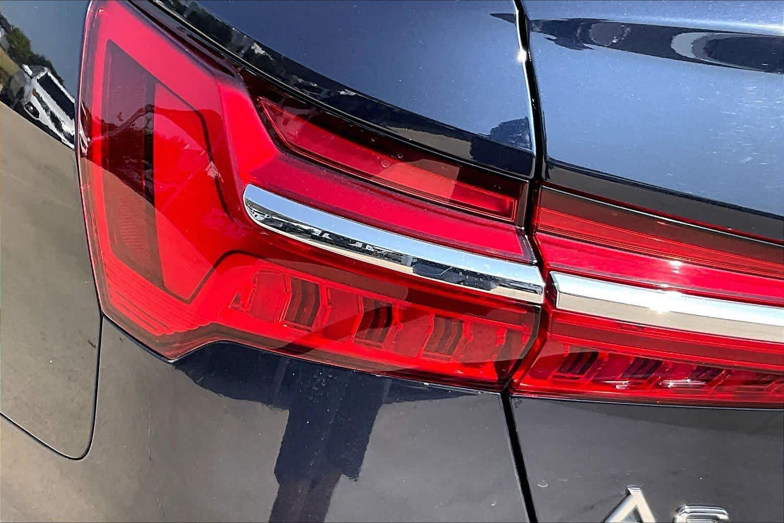 Used 2019 Firmament Blue Metallic Audi Premium Plus image 29