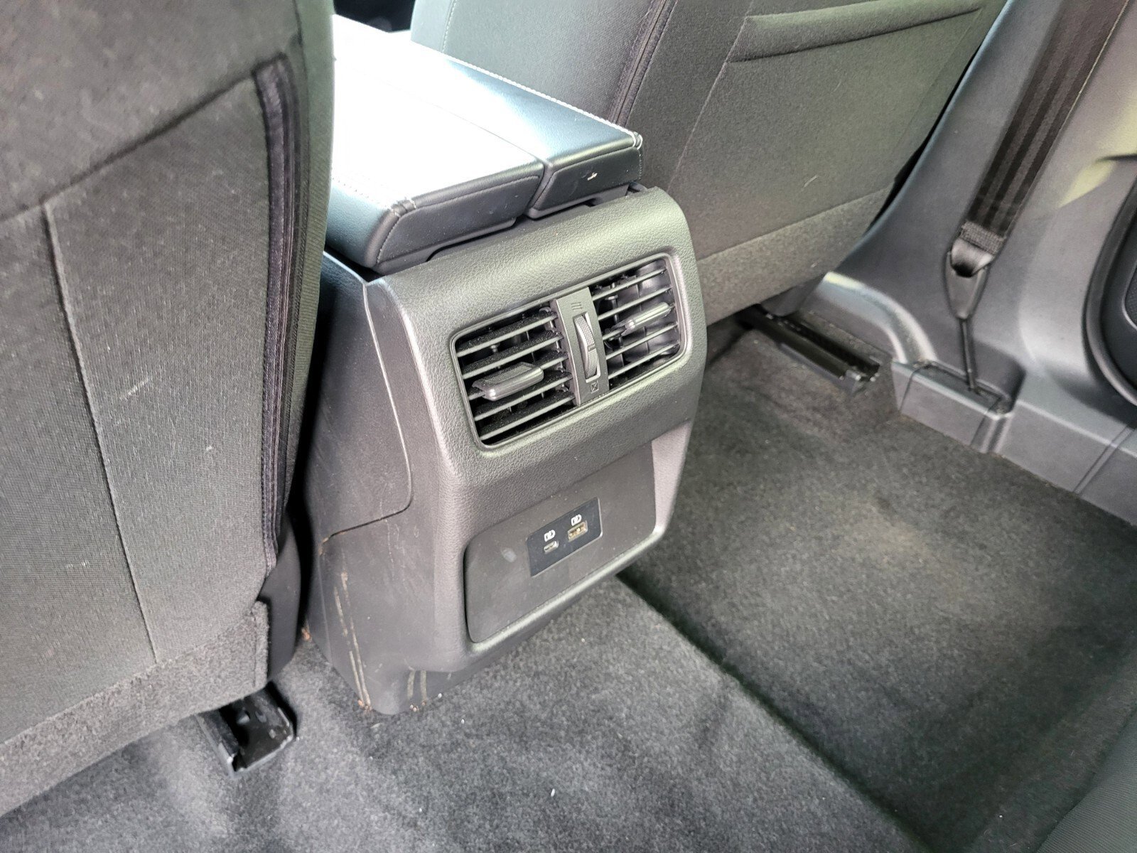 Used 2023 Gun Metallic Nissan SV image 18