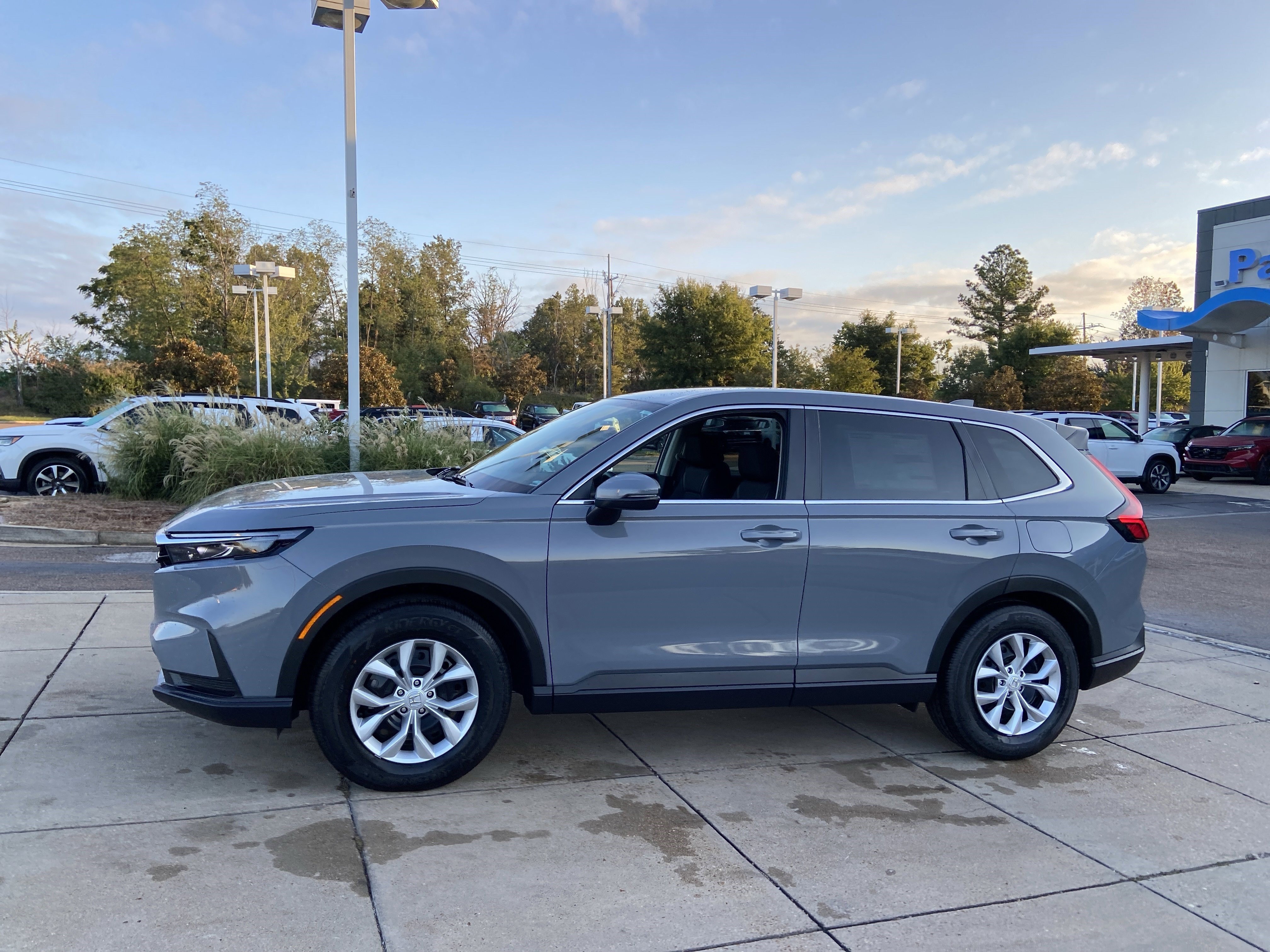 New 2026 Urban Gray Pearl Honda LX image 5