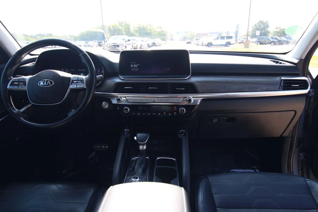 Used 2021 Silver Kia SX image 50