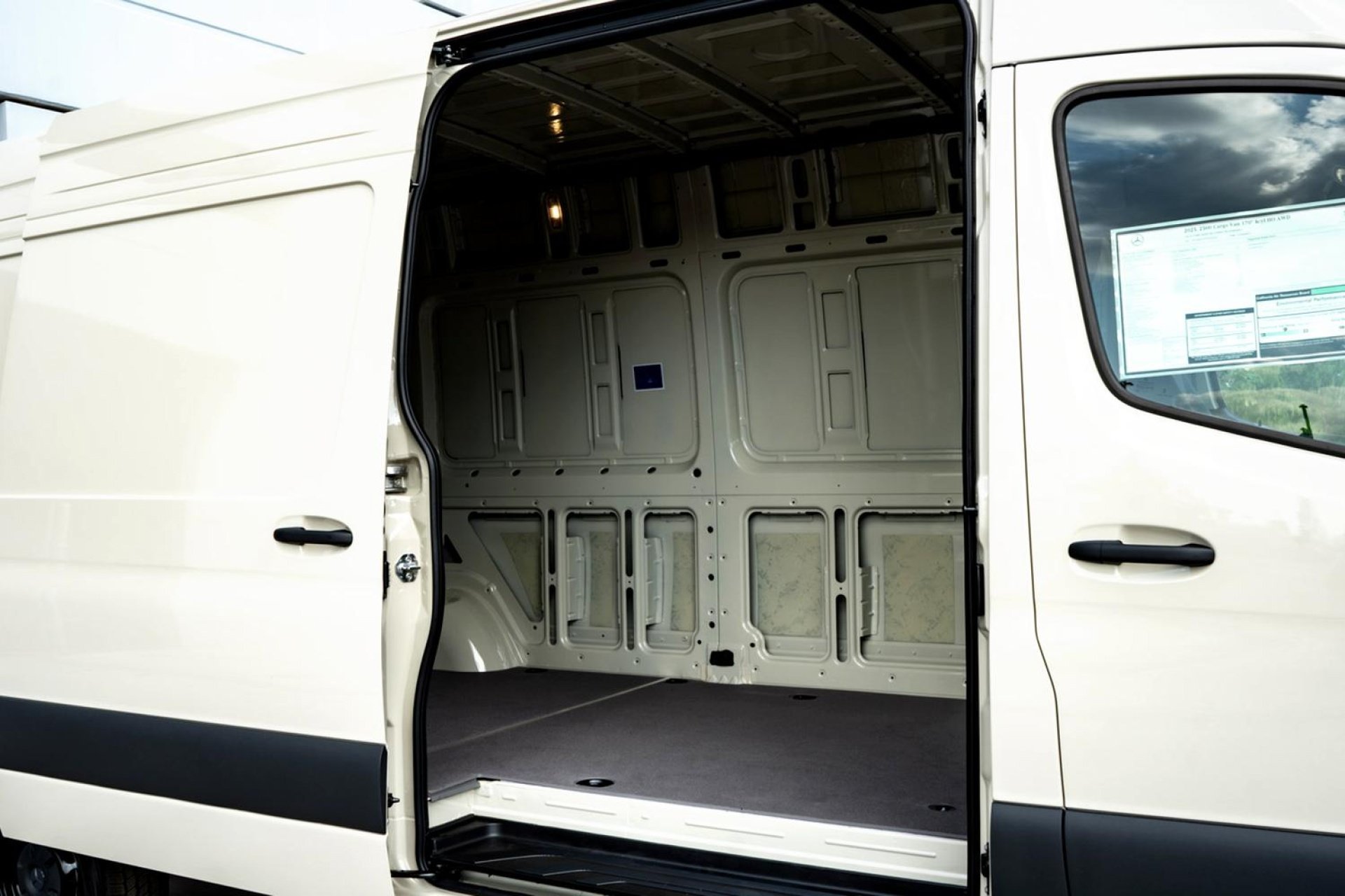 New 2025 Pebble+Gray Mercedes-Benz Cargo 170 WB image 55