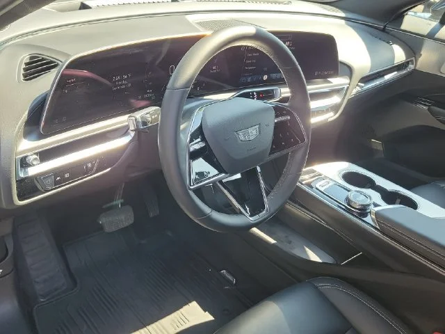 2024 Cadillac LYRIQ Tech - Photo 24