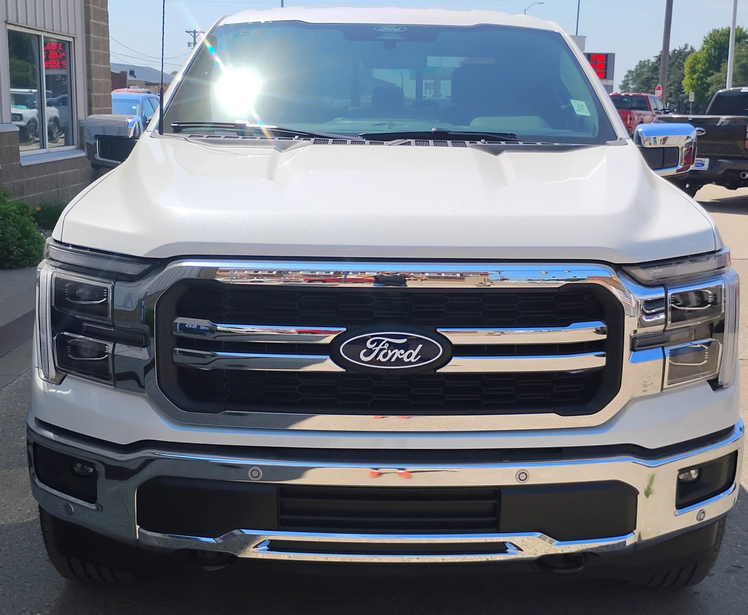 New 2026 Star White Metallic Tri-Coat Ford Lariat® image 3