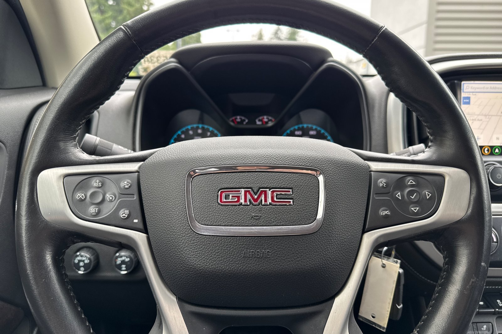 Used 2021 Summit White GMC 4WD Elevation image 22