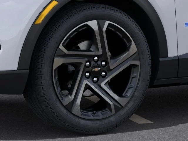 New 2026 Summit White Chevrolet LT image 9