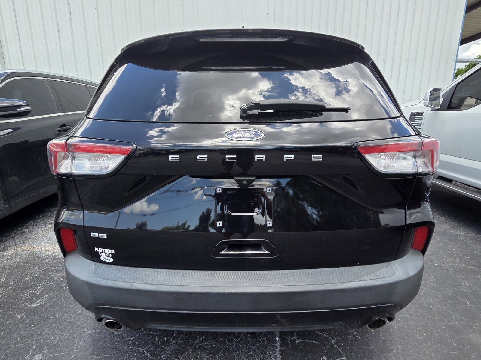 Used 2022  Ford SE image 4