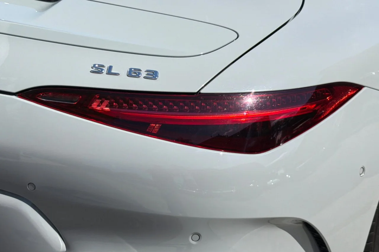 Certified Used 2022 MANUFAKTUR Alpine Grey Mercedes-Benz AMG® SL 63 image 25