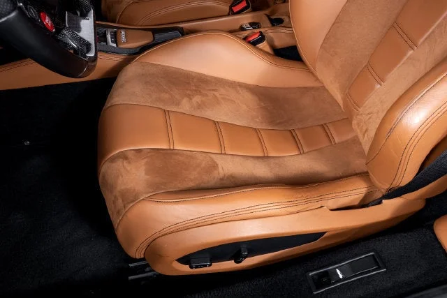 Certified Used 2012 Nero Ferrari  image 23