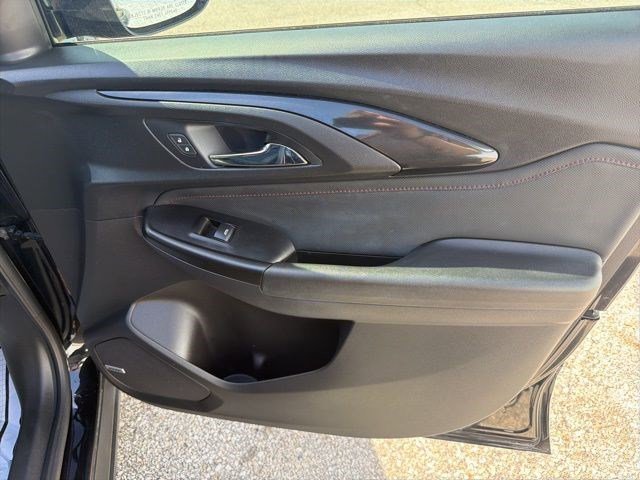 Used 2021 Mosaic Black Metallic Chevrolet RS image 18