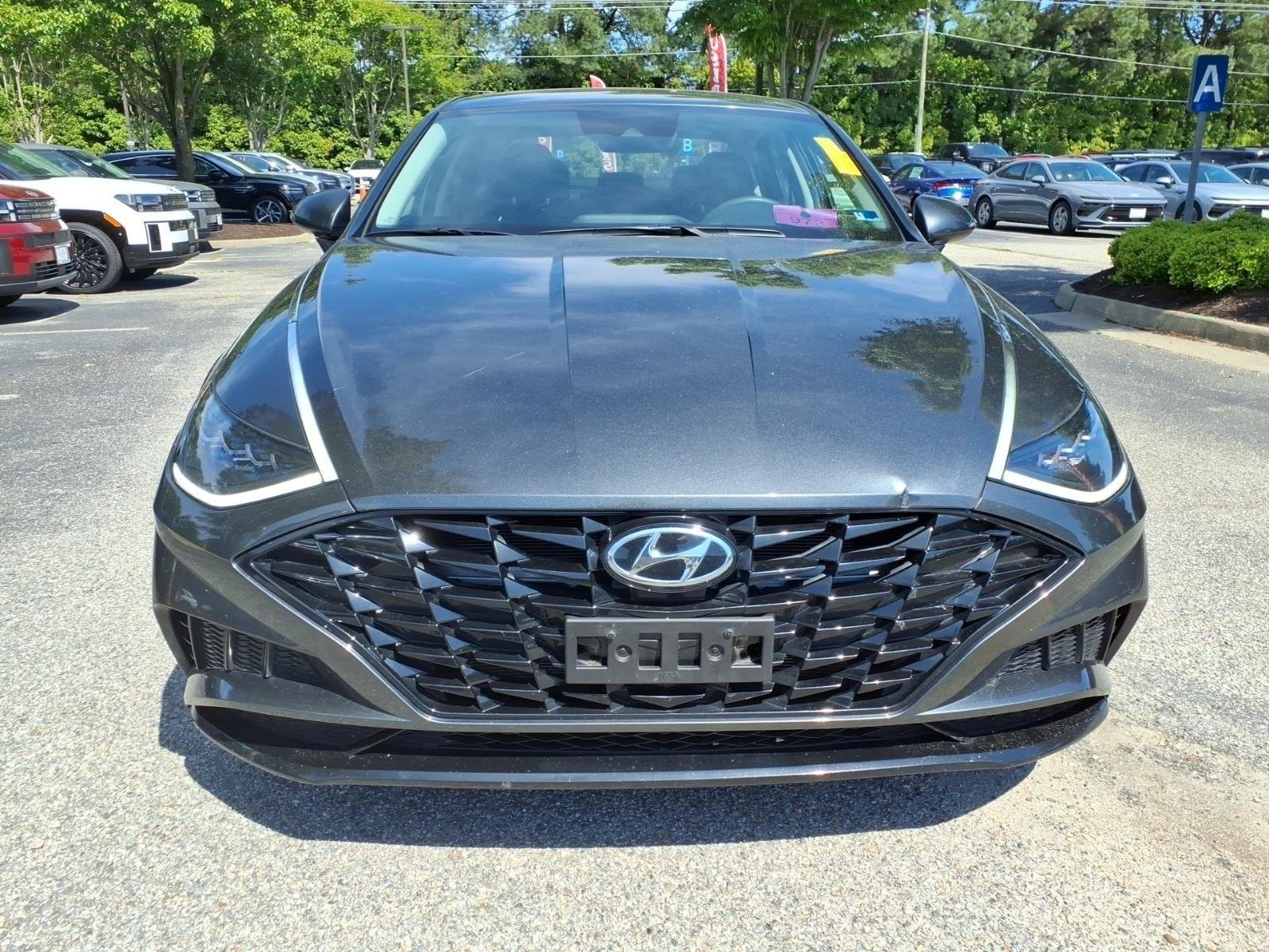 Used 2023 Portofino Gray Hyundai SEL image 3