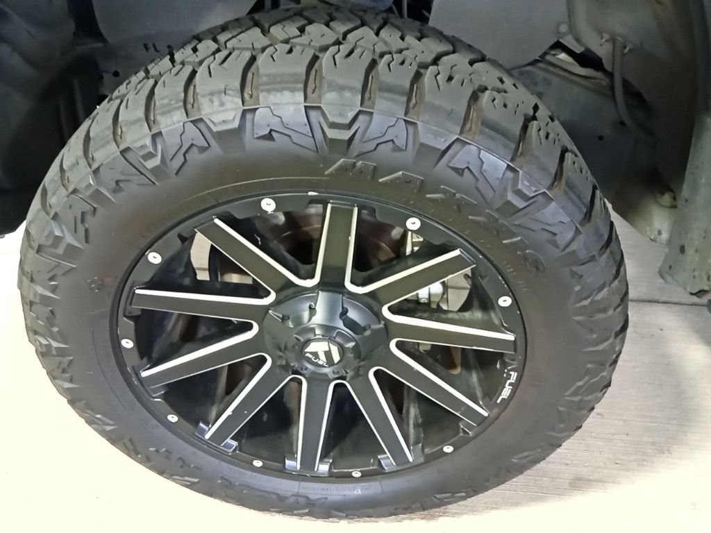 Used 2019 Magnetic Gray Metallic Toyota SR5 image 16