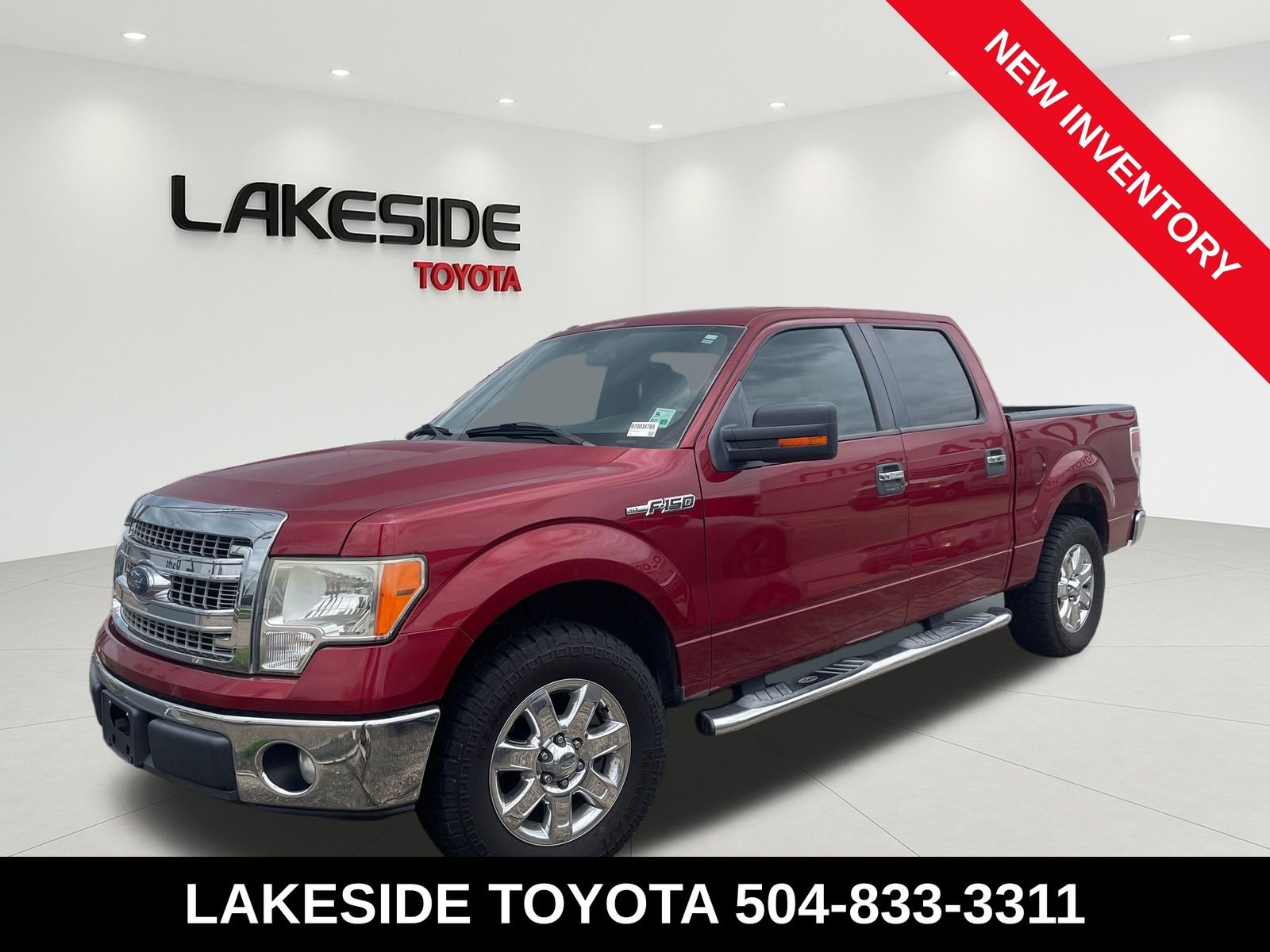 Used 2013 Red Ford XLT image 1